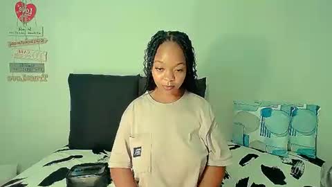 Snapshot of ebonyshy123x chatting on 01-13-25, 06:16 ebonyshy123 online show from 01-13-25, 06:16
