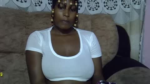 pretty online show from 05-11-26, 06:16