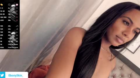ebonyskinn online show from 01-12-25, 11:26