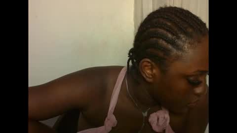 ebonyvd online show from 12-20-25, 06:48