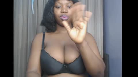 Snapshot of ebonyx_dripqueen chatting on 04-06-26, 06:36 Loveth online show from 04-06-26, 06:36