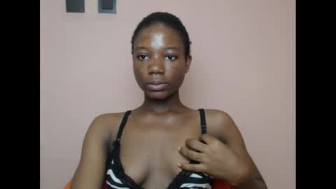 ebonyxgold online show from 12-23-24, 09:40