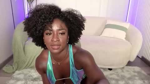 Hello ur muscle mommy Ivonne 3 online show from 02-01-26, 01:26