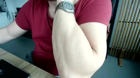 Snapshot of echoesethos chatting on 02-12-26, 08:42 Echo online show from 02-12-26, 08:42