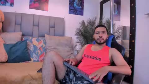 edahi1386 online show from 09-28-25, 03:28