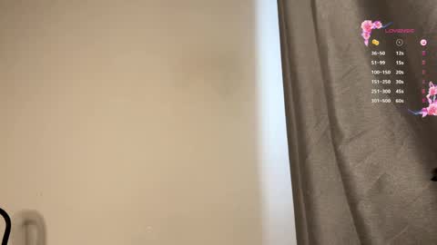 Mia online show from 04-05-26, 07:49