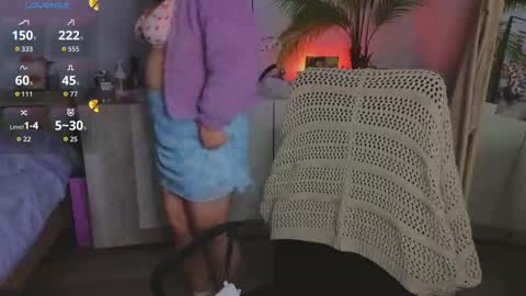 Snapshot of edalyn_af chatting on 09-28-25, 06:02 online show from 09-28-25, 06:02