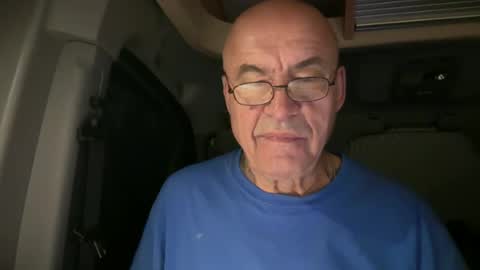 Snapshot of eddelmar chatting on 07-06-26, 10:12 eddelmar online show from 07-06-26, 10:12