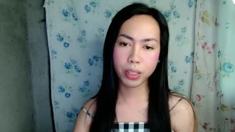 Snapshot of eddfox001 chatting on 05-20-26, 06:52 eddfox001 online show from 05-20-26, 06:52