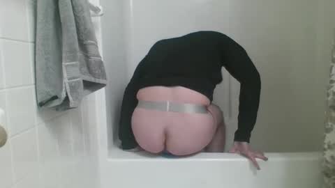 Snapshot of eddieadams1990 chatting on 03-01-26, 10:56 eddieadams1990 online show from 03-01-26, 10:56