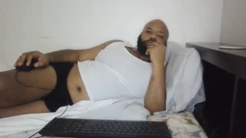 Snapshot of eddiejonez chatting on 12-05-25, 04:10 eddiejonez online show from 12-05-25, 04:10