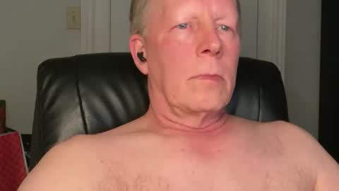 Snapshot of eddygl1968 chatting on 02-11-26, 03:33 Eddy online show from 02-11-26, 03:33
