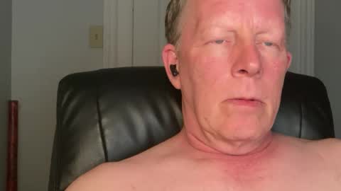 Snapshot of eddygl1968 chatting on 07-06-26, 01:57 Eddy online show from 07-06-26, 01:57