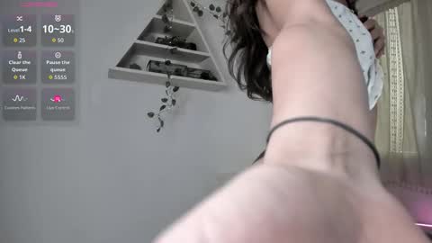 Eden Heaven online show from 10-08-25, 07:06