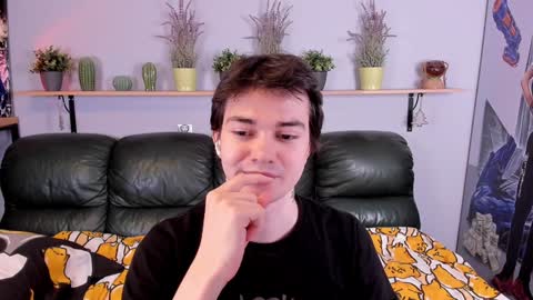 Edgar online show from 12-05-24, 01:14