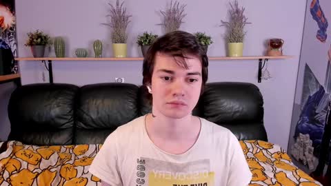 Edgar online show from 01-15-25, 03:43