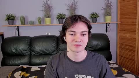 Edgar online show from 10-22-25, 02:34