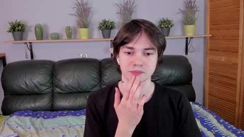 Edgar online show from 11-01-25, 09:06