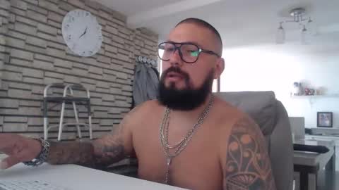 edgarram83 online show from 10-25-25, 06:35