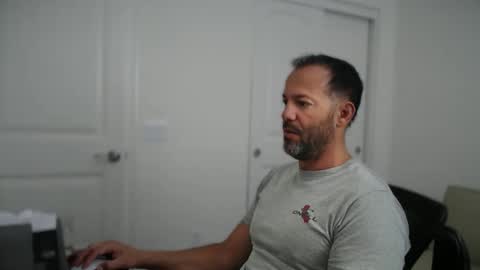 Snapshot of edge_masters chatting on 06-09-26, 05:13 EdgeM online show from 06-09-26, 05:13