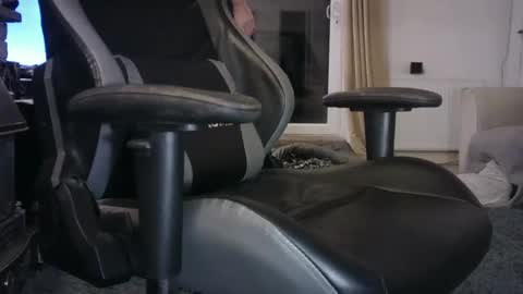 Snapshot of edged_biker chatting on 01-04-25, 08:16 edged biker online show from 01-04-25, 08:16