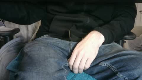 Snapshot of edged_biker chatting on 01-20-25, 04:34 edged biker online show from 01-20-25, 04:34