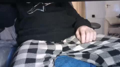 Snapshot of edged_biker chatting on 02-09-25, 03:56 edged biker online show from 02-09-25, 03:56