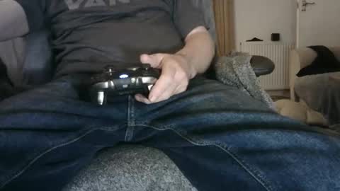 edged biker online show from 05-03-26, 08:37