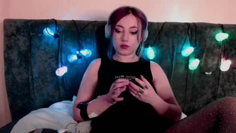 fickle demon made of clumps of matter online show from 03-11-25, 05:57