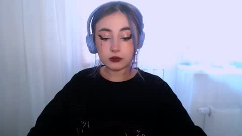 fickle demon made of clumps of matter online show from 10-29-25, 07:32