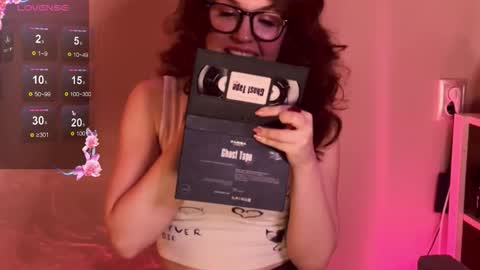 Snapshot of edithafarro chatting on 10-05-25, 12:31 Friendly neighbourhoud redhead online show from 10-05-25, 12:31