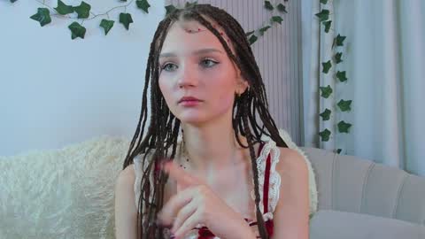 Lisa  online show from 01-28-25, 12:15