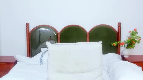 Snapshot of edithhazel chatting on 03-22-26, 07:12 Hazel online show from 03-22-26, 07:12