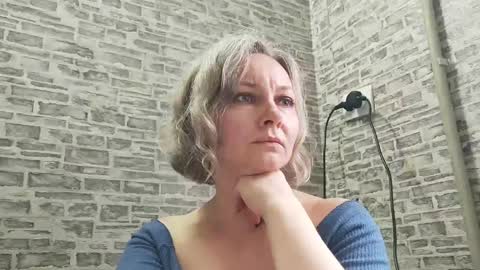 edithmanning online show from 01-26-25, 10:12