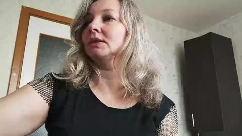 Snapshot of edithmanning chatting on 05-25-26, 07:14 edithmanning online show from 05-25-26, 07:14