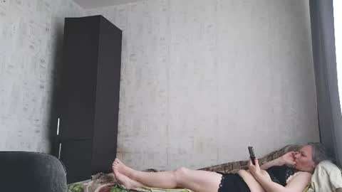edithmanning online show from 07-04-26, 04:13