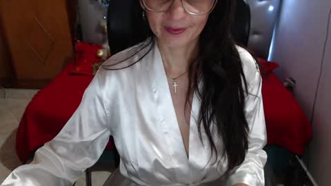 Eddye online show from 12-29-24, 02:10