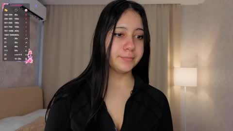 Reina online show from 03-27-26, 07:14