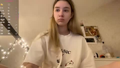 Snapshot of edlinhazleton chatting on 10-12-25, 04:00 Dana online show from 10-12-25, 04:00