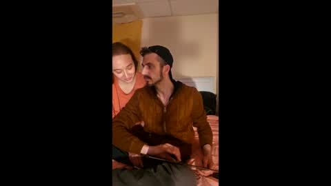 Snapshot of edmonton1985780 chatting on 03-23-26, 06:39 edmonton1985780 online show from 03-23-26, 06:39