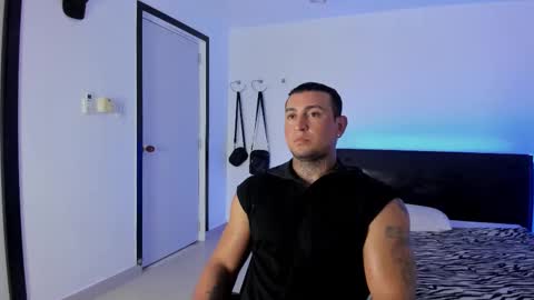 Snapshot of eduar_wild chatting on 03-16-26, 12:49 Eduar Wild online show from 03-16-26, 12:49