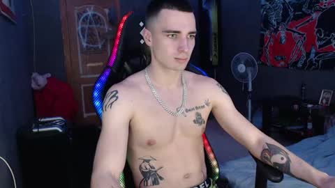 Eduar online show from 12-30-24, 03:02