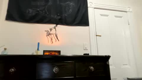 edvmendez1766 online show from 10-21-25, 01:28