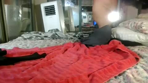 Snapshot of edwalters chatting on 12-30-24, 06:53 Eddie online show from 12-30-24, 06:53