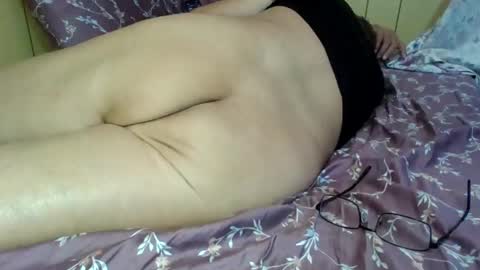 Snapshot of edwalters chatting on 10-16-25, 02:23 Eddie online show from 10-16-25, 02:23