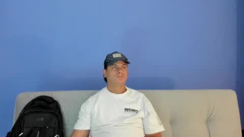 edwar_95 online show from 02-05-26, 05:39