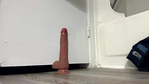 Snapshot of edward2736 chatting on 10-14-25, 12:28 edward2736 online show from 10-14-25, 12:28