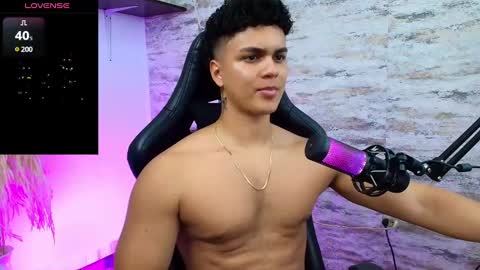 EDWARD CLARCK online show from 01-15-25, 04:36