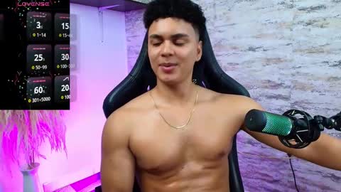 EDWARD CLARCK online show from 01-15-25, 07:37