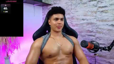 EDWARD CLARCK online show from 01-27-25, 07:14